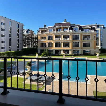 старецът и морето * Saints Constantine and Helena